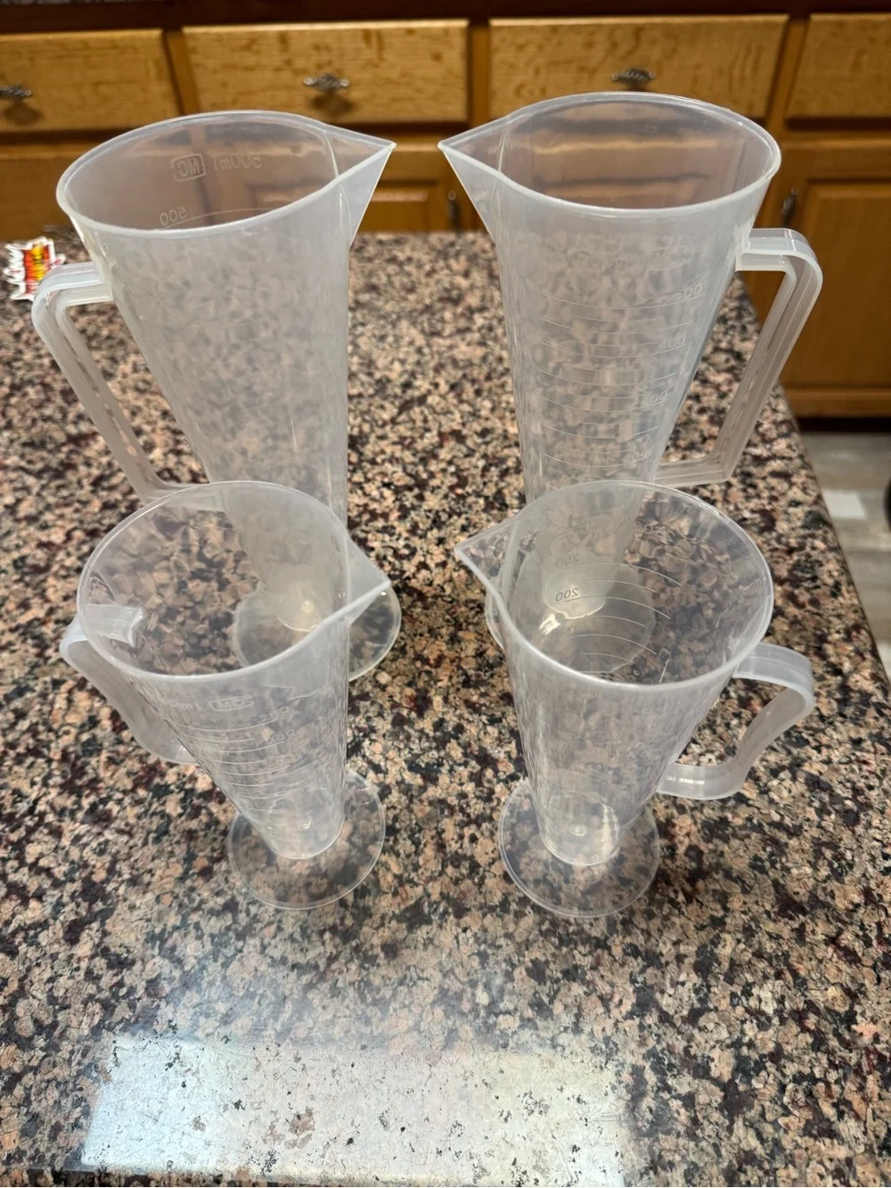 Set of 4 Clear Plastic Measuring Pitchers